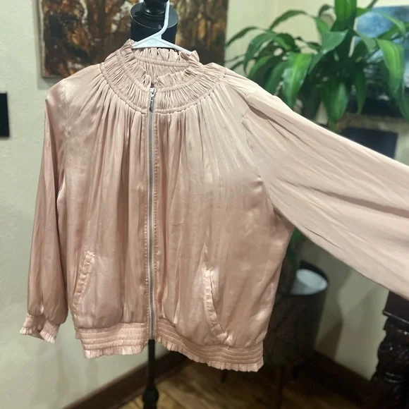 Chico’s polyester jacket size 2P in used condition - Picture 4 of 6